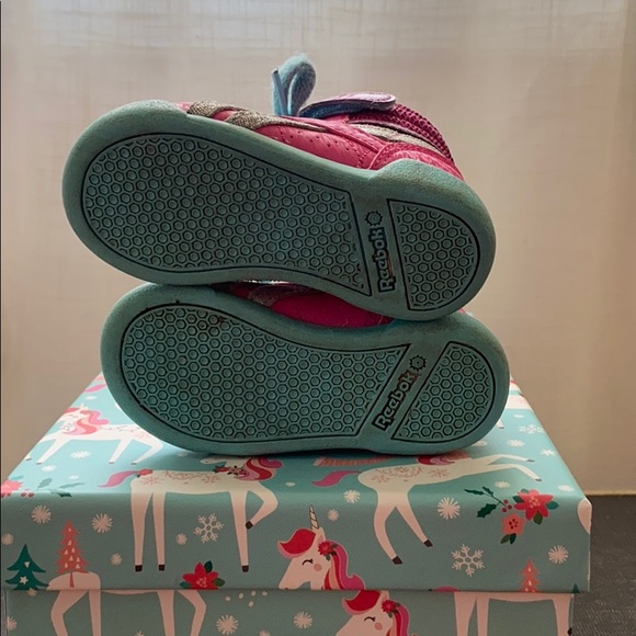 Toddler Reebok Hi-tops - Picture 5 of 5